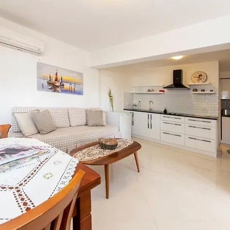 Sleek House With Garden Right By Sea In Bodrum